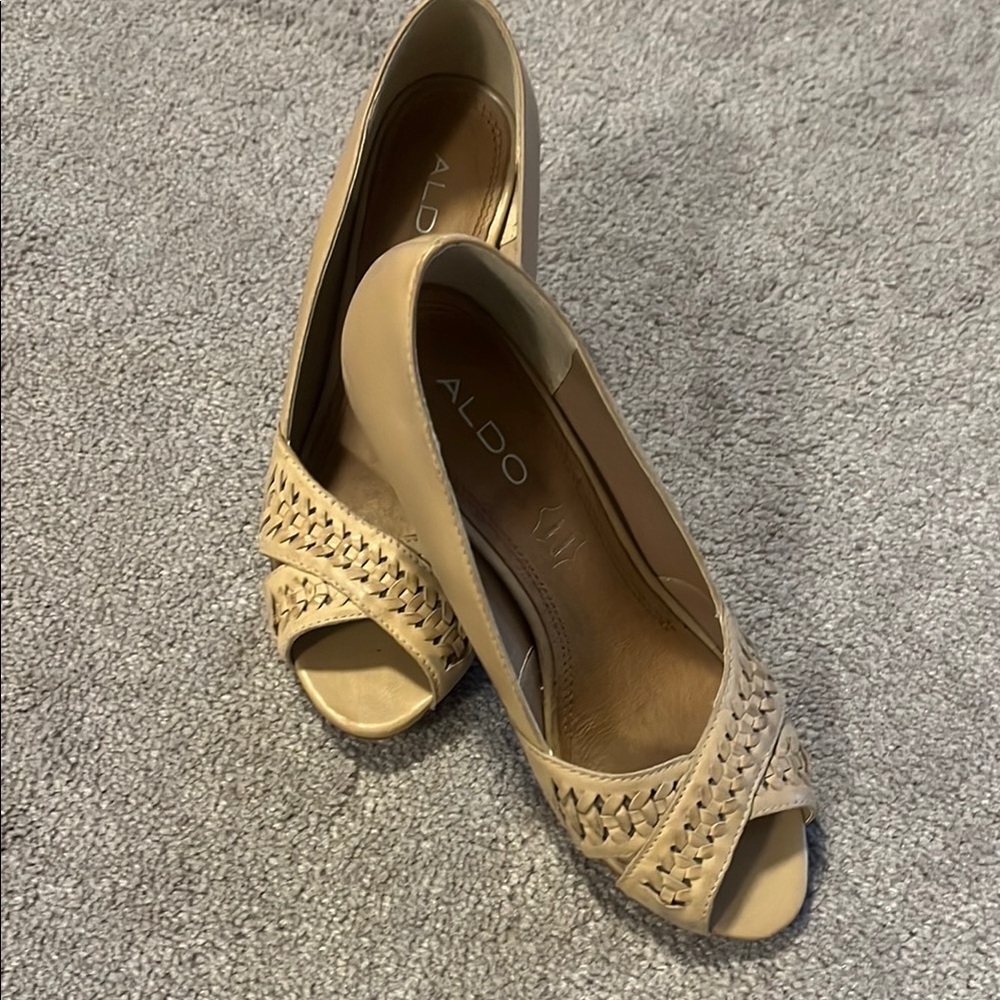 Bundle! Like new! Aldo Tan Heeled Peep-Toe Shoes with Woven Design